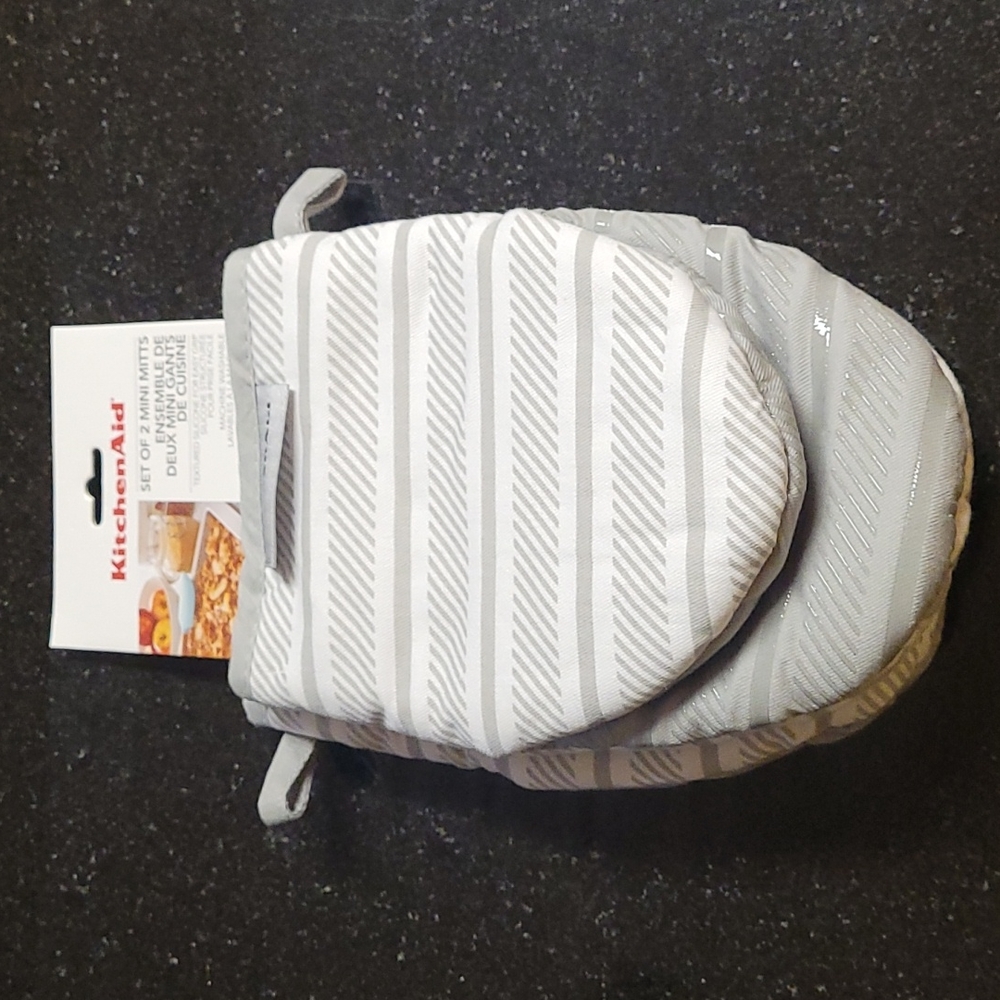 KitchenAid Mini Mitts